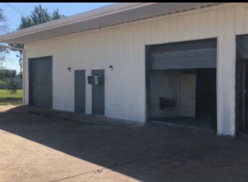 More Photos Of 6360 Rupley Cir, Houston Industrial For Lease