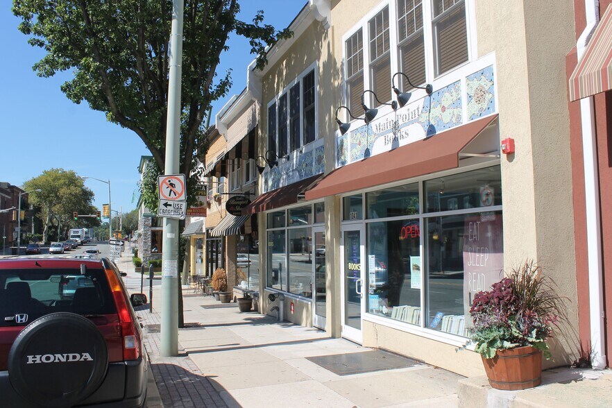 More Photos Of , Bryn Mawr General Retail For Sale