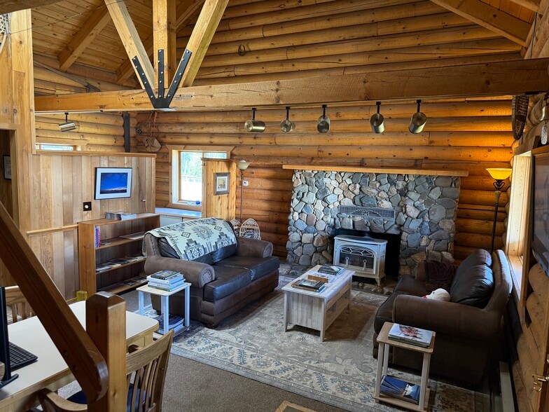 More Photos Of 503 State Rte 20, Winthrop Flex For Lease