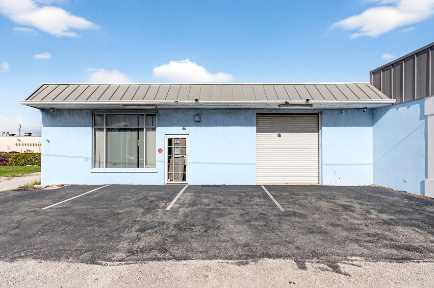 More Photos Of 321 N Railroad Ave, Boynton Beach Unknown For Lease
