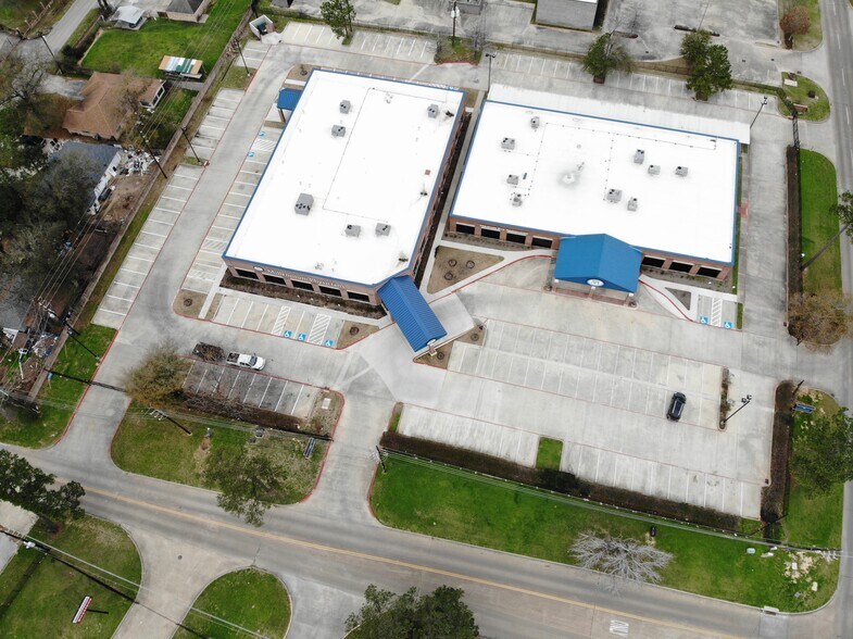 More Photos Of 1250 Cypress Station Dr, Houston Medical For Lease