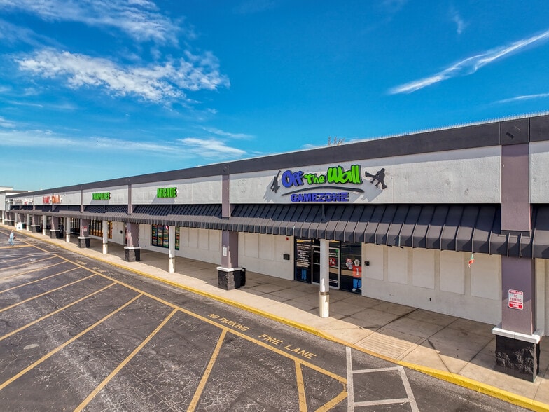 More Photos Of 3312-3440 U.S. Hwy 19, Holiday Unknown For Lease