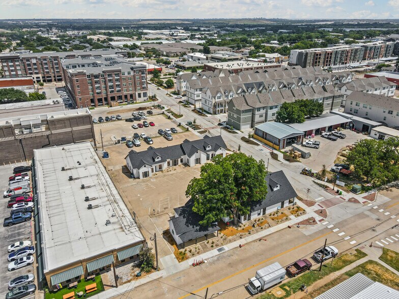 More Photos Of 189 Elm St, Lewisville Office For Sale