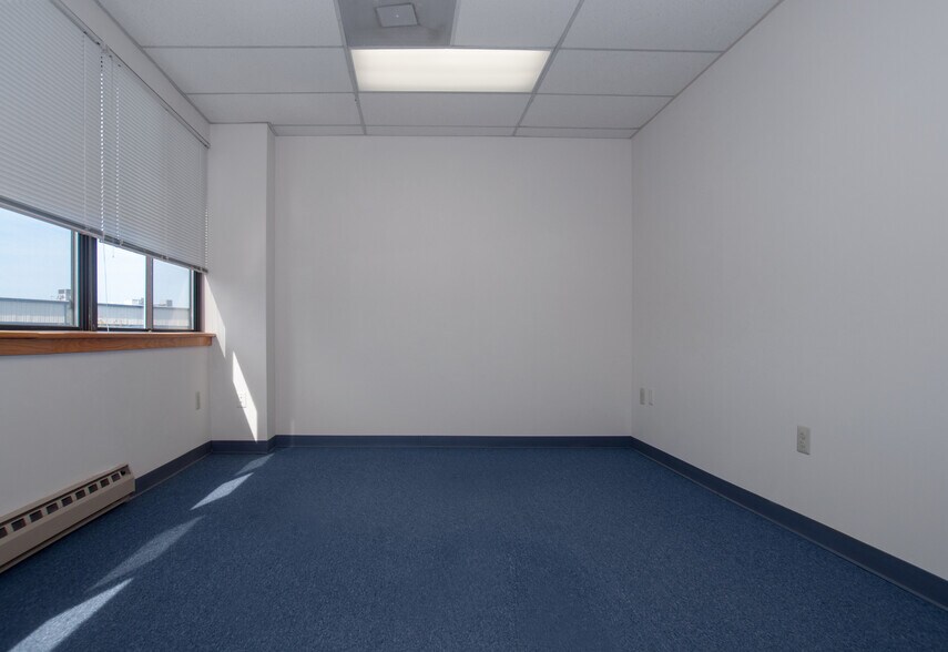 More Photos Of 955 Horsham Rd, Horsham Township Office For Lease