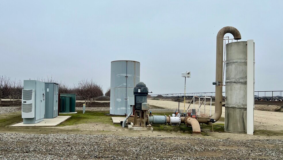 More Photos Of Idaho Ave @ 5th Avenue, Hanford Land For Sale
