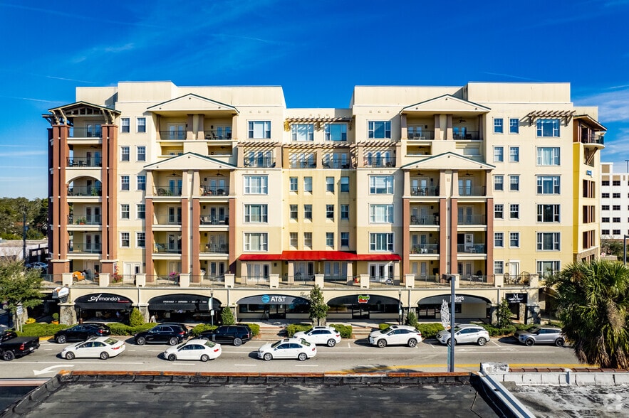 More Photos Of 2305 Edgewater Dr, Orlando Apartments For Sale