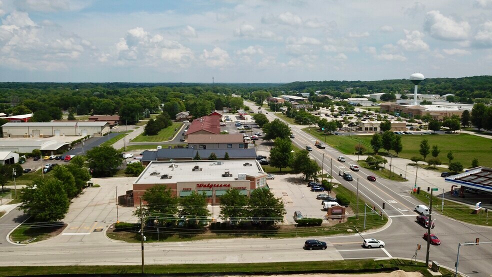 More Photos Of 7880 Winn Rd, Spring Grove Drugstore For Sale