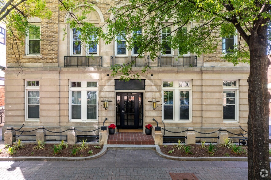 More Photos Of 508 N Tryon St N, Charlotte Apartments For Sale