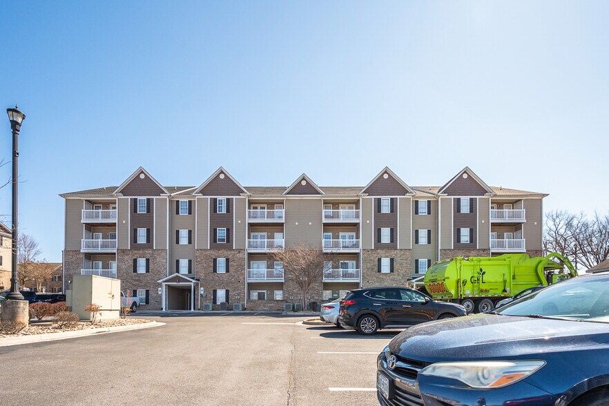 More Photos Of 301 Rotunda St, Lynchburg Apartments For Sale