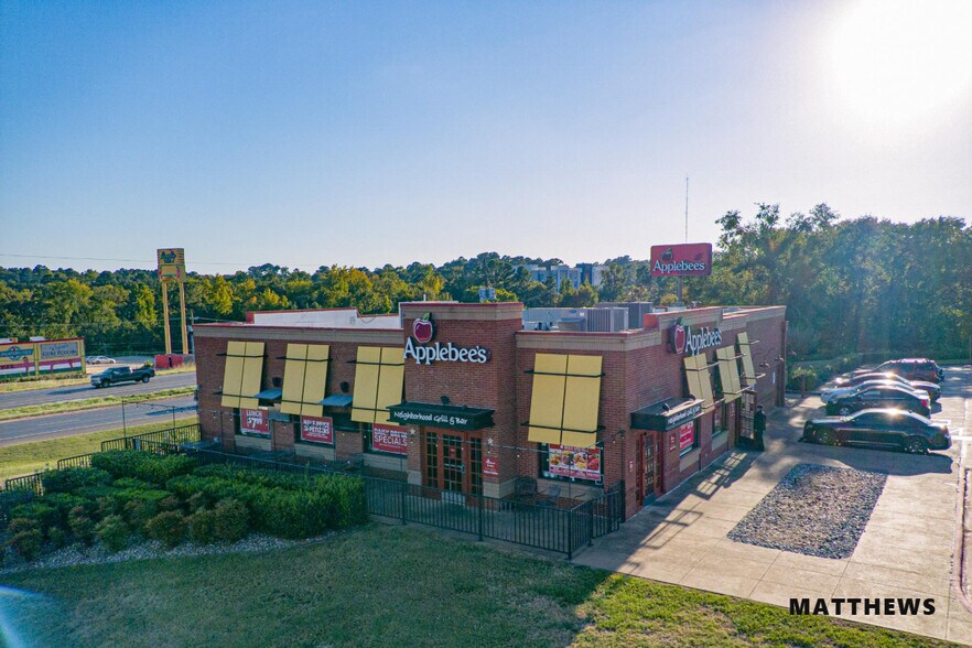 More Photos Of 2225 S Loop 256, Palestine Restaurant For Sale