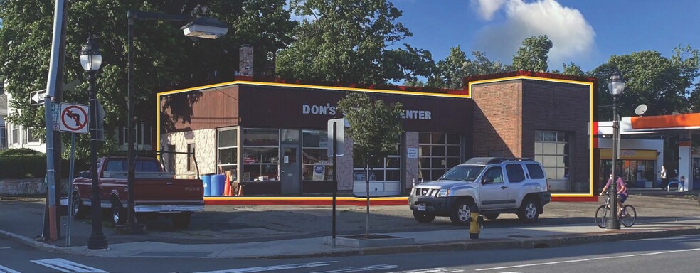 More Photos Of 825 Main St, Waltham Auto Repair For Sale