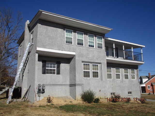 Primary Photo Of 140 Lee Hwy, Verona Office For Sale