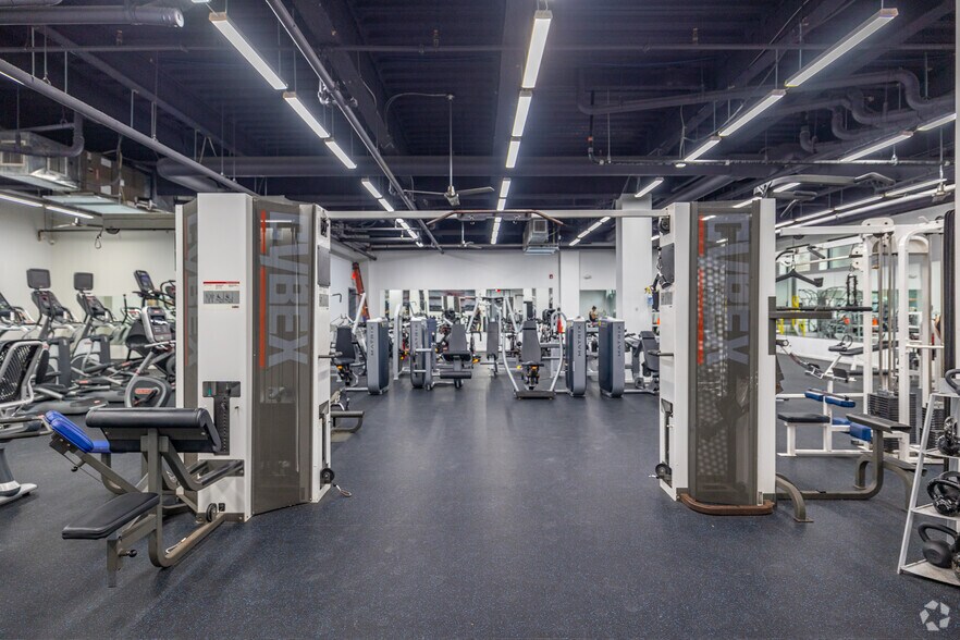 More Photos Of 4415 Chestnut St, Philadelphia Apartments For Lease