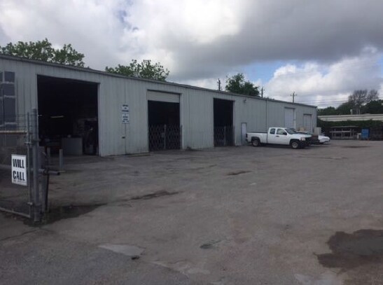 More Photos Of 2313 McAllister Rd, Houston Warehouse For Lease