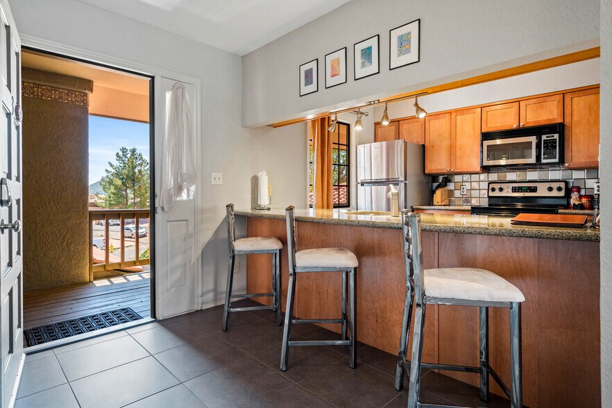 More Photos Of 100 Canyon Circle Dr, Sedona Apartments For Sale