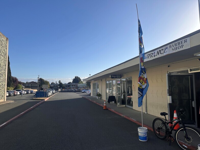 Primary Photo Of 37477 Fremont Blvd, Fremont Freestanding For Lease