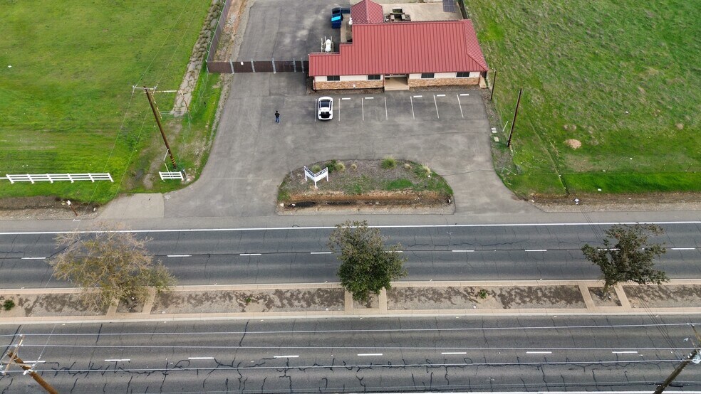 More Photos Of 6201 Bradshaw Rd, Sacramento Industrial For Sale