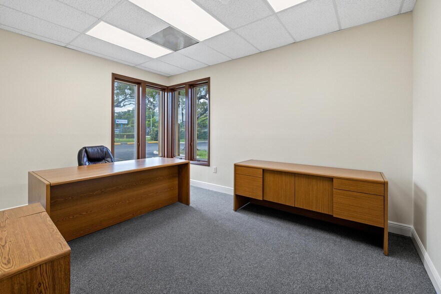 More Photos Of 15055 SW 122nd Ave, Miami Office For Sale