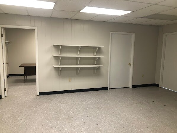 More Photos Of 489 Southgate Rd, Dothan Warehouse For Lease