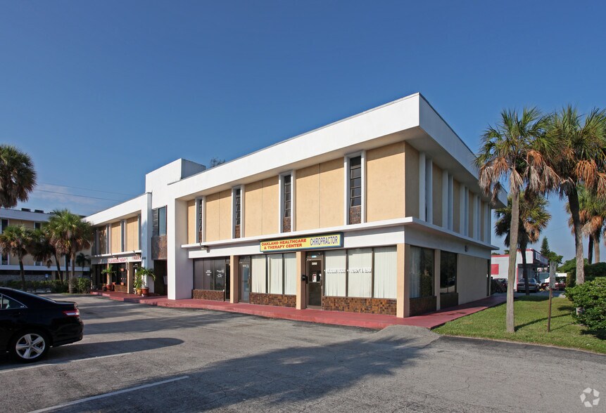 Primary Photo Of 4141 N Andrews Ave, Fort Lauderdale Medical For Lease