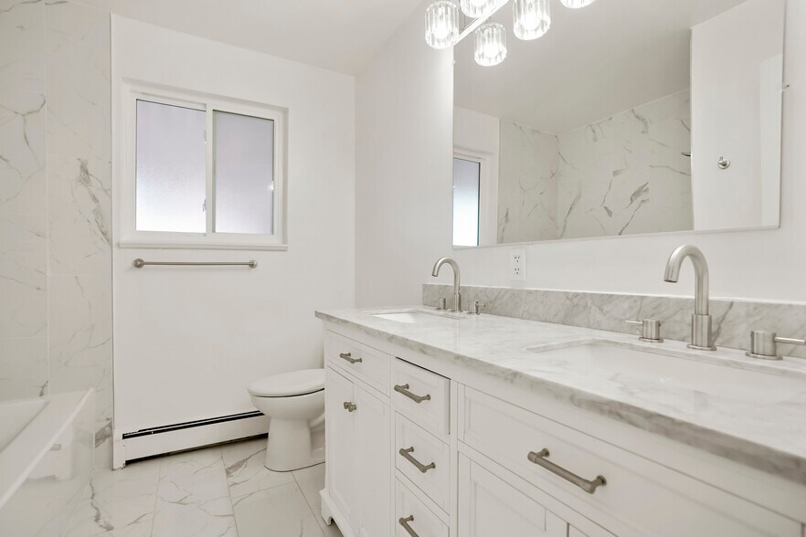 More Photos Of 5710 S Pennsylvania St, Littleton Apartments For Sale