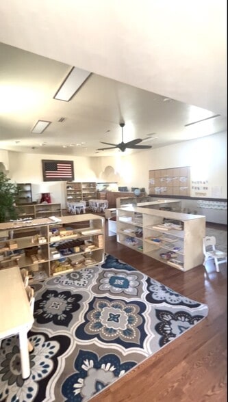 More Photos Of 1830 Addison Ave E, Twin Falls Office For Sale
