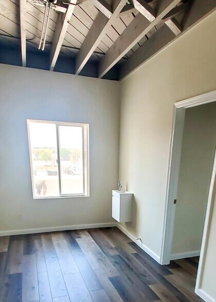 More Photos Of 1141 N Mission Rd, Los Angeles Apartments For Sale