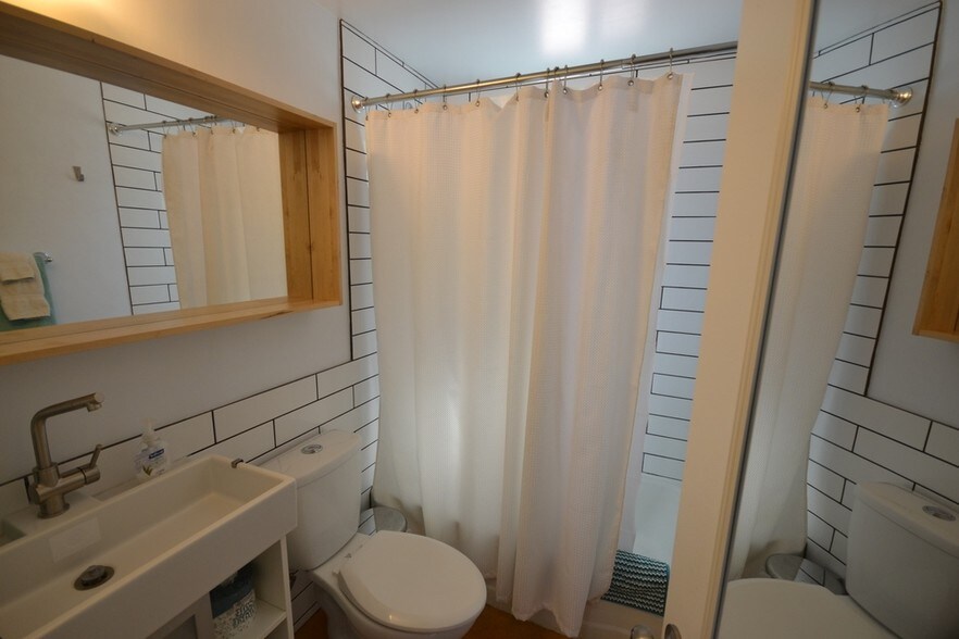 More Photos Of 821 N 3rd St, Phoenix Apartments For Sale