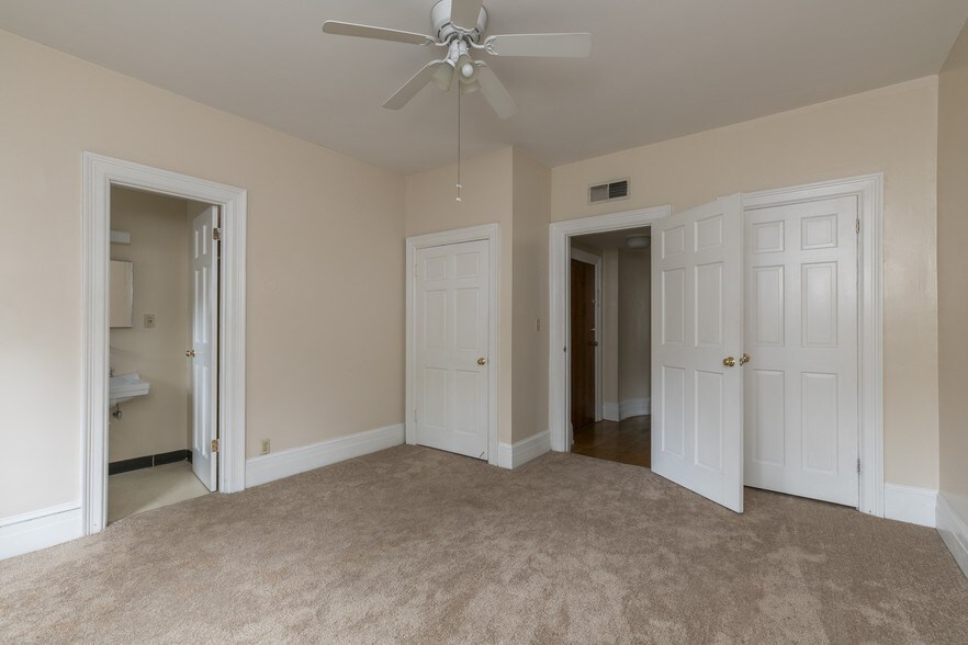 More Photos Of 870 Vine St, Chattanooga Apartments For Lease