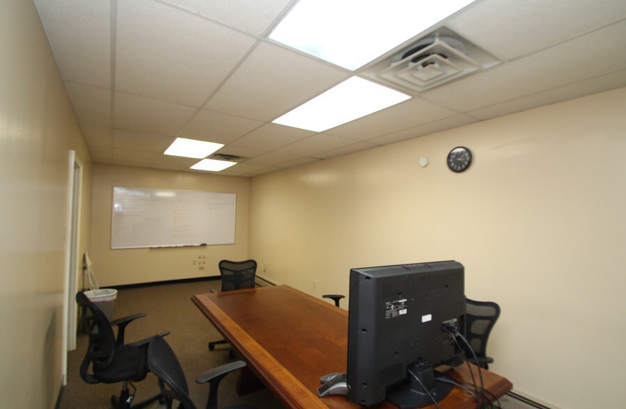 More Photos Of 67-73 Harry St, Conshohocken Office For Lease