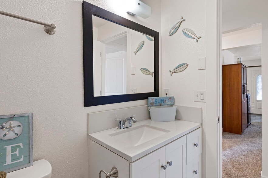 More Photos Of 805-875 Gerth Ave NW, Salem Apartments For Sale