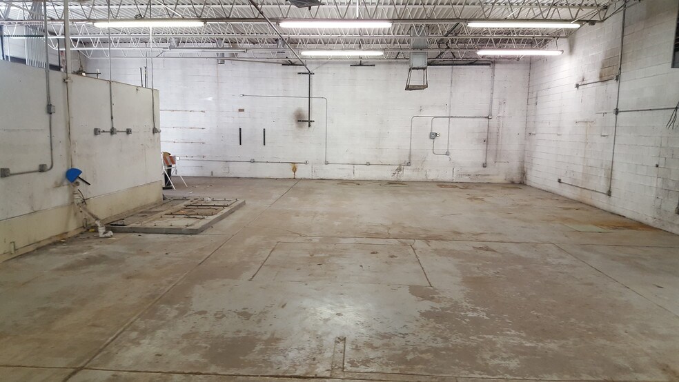More Photos Of 2990 Larimer St, Denver Warehouse For Lease