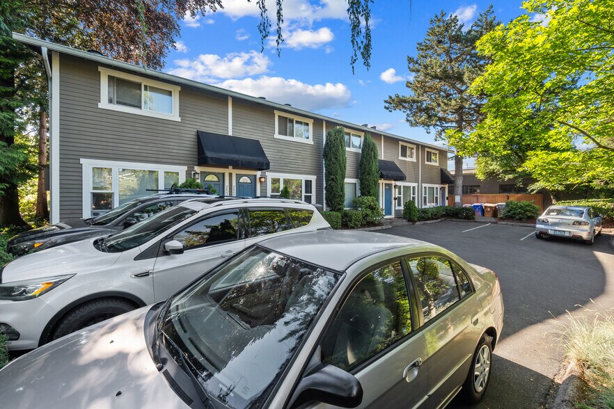 More Photos Of 2602-2610 SE 25th Ave, Portland Apartments For Sale