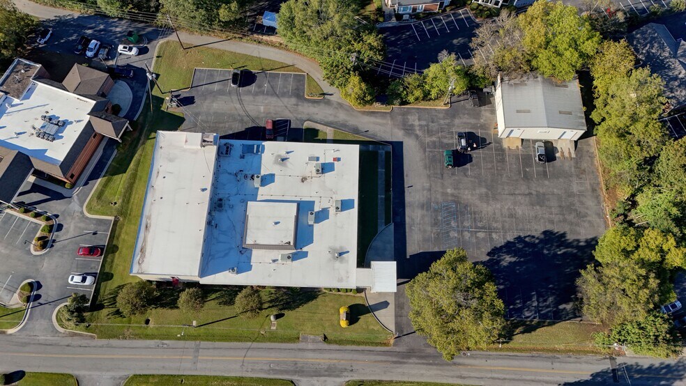 More Photos Of 315 W 10th St, Rome Medical For Sale