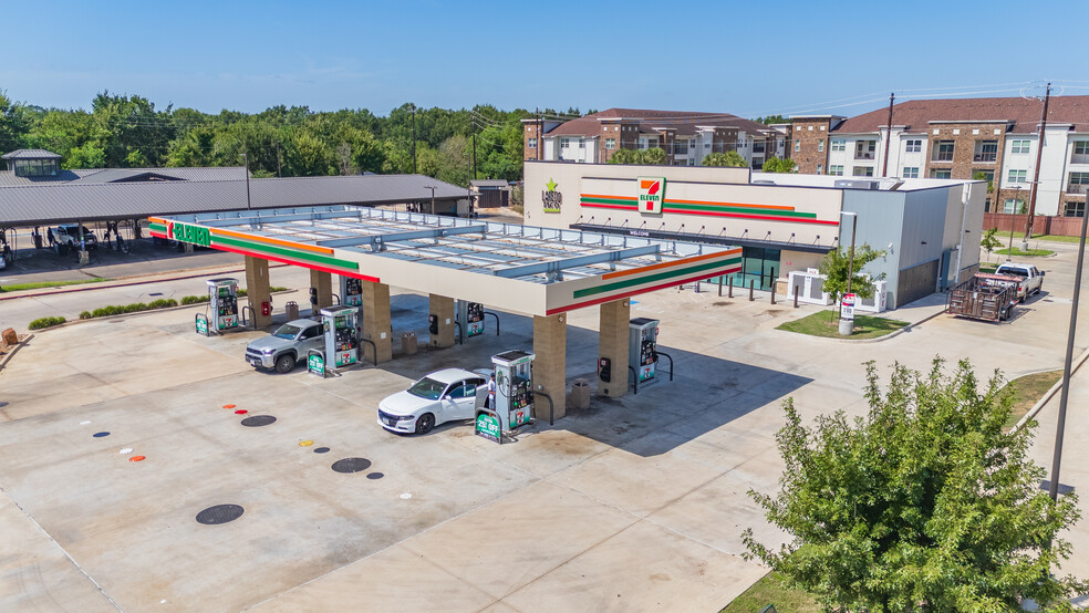 More Photos Of 11530 Pearland Pky, Houston Service Station For Sale