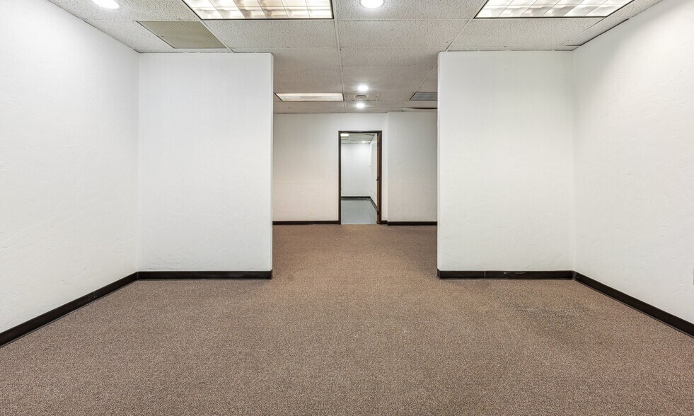 More Photos Of 1001 S Sherman St, Richardson Coworking Space