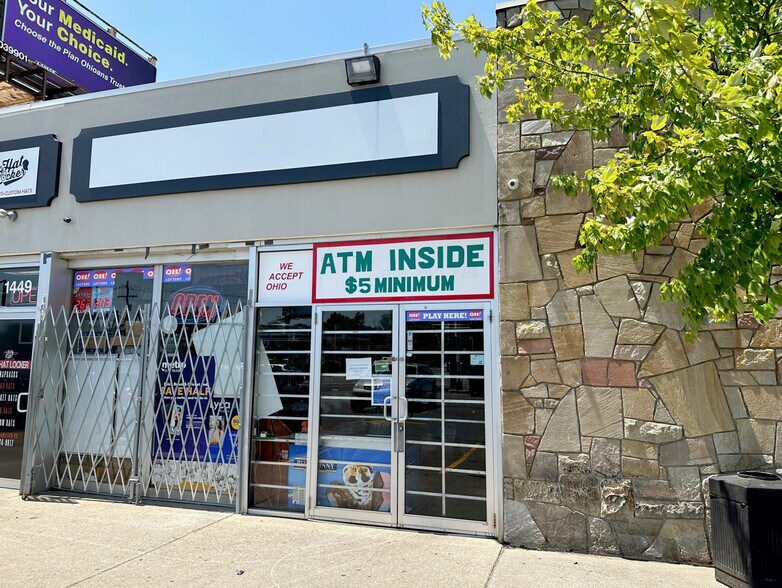 More Photos Of 1431 S Hamilton Rd, Columbus Unknown For Lease