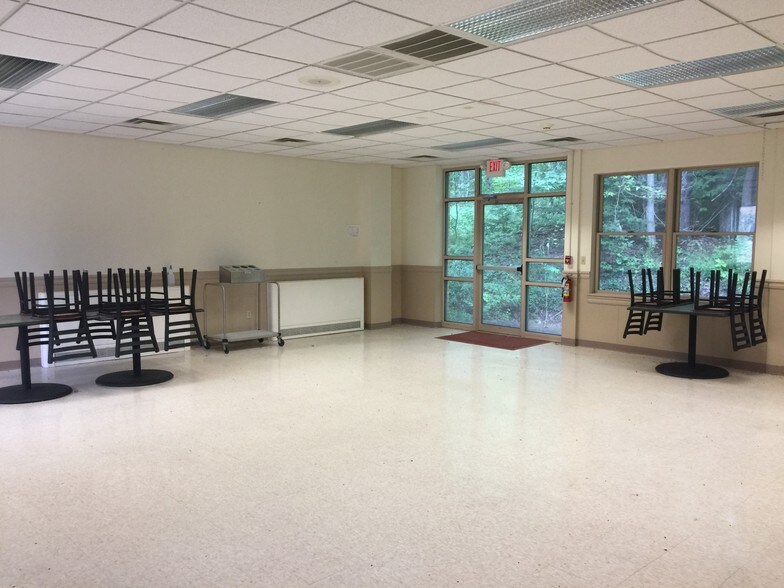 More Photos Of 520 Ruah St, Blossburg Medical For Sale