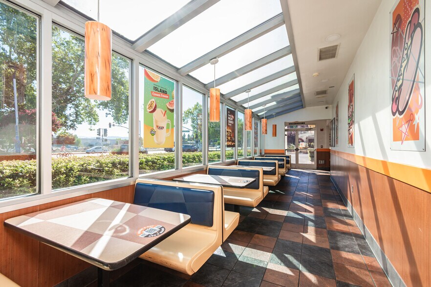 More Photos Of 501 Main St, Saint Helena Fast Food For Sale