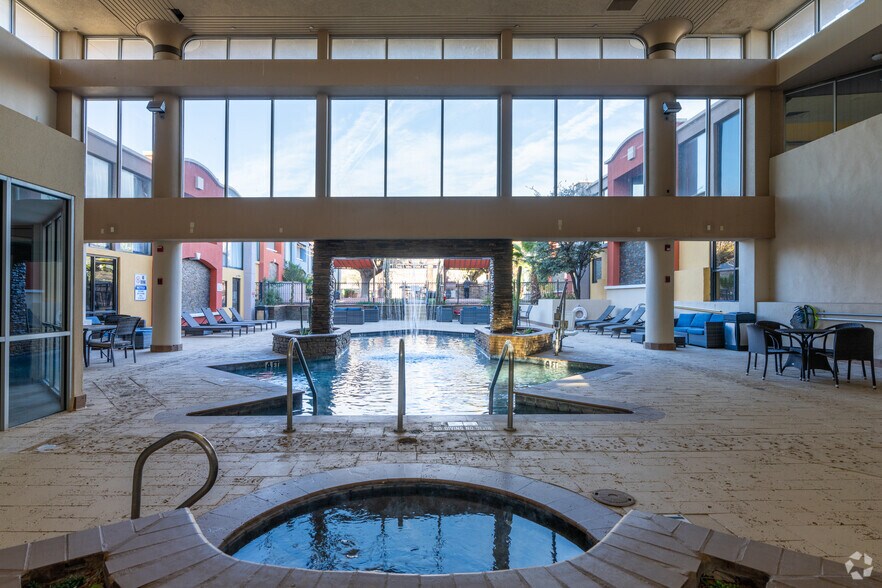 More Photos Of 6655 Gateway Blvd W, El Paso Hotel For Sale