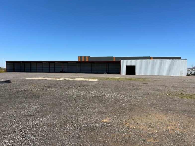 More Photos Of 24348 N 11th Ave, Phoenix Truck Terminal For Sale