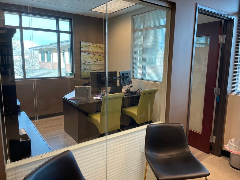 More Photos Of 1615 Foxtrail Dr, Loveland Office For Lease