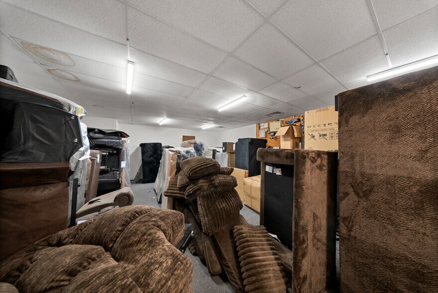 More Photos Of 1812 S Business 54, Eldon Bank For Sale