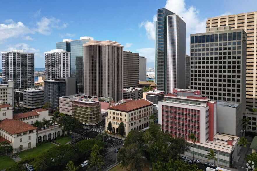 More Photos Of 900 Richards St, Honolulu Office For Lease