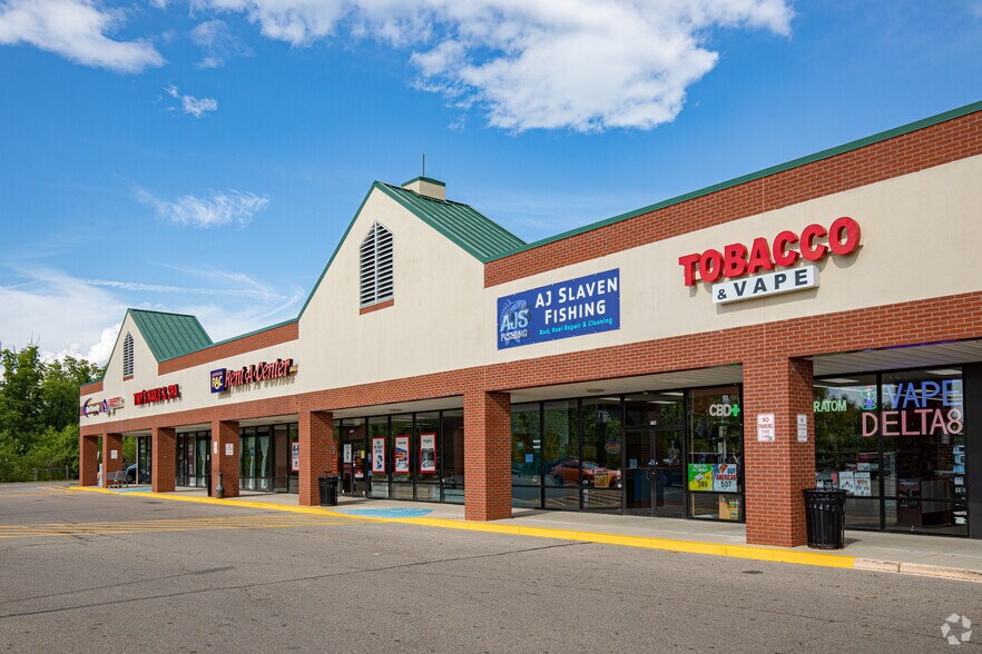 More Photos Of 7740-7760 Brandt Pike, Huber Heights Storefront For Lease