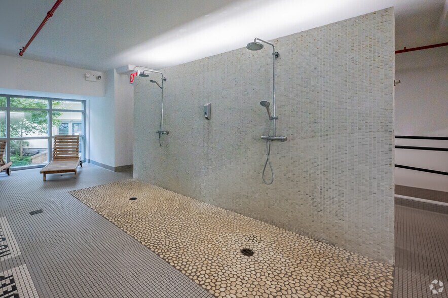 More Photos Of 2728 Thomson Ave, Long Island City Apartments For Sale