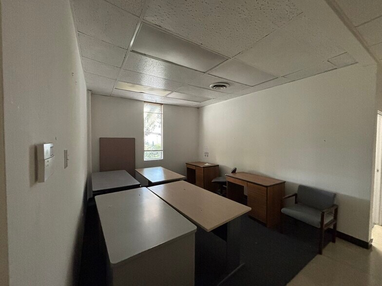More Photos Of 625-725 San Aleso Ave, Sunnyvale Light Distribution For Lease