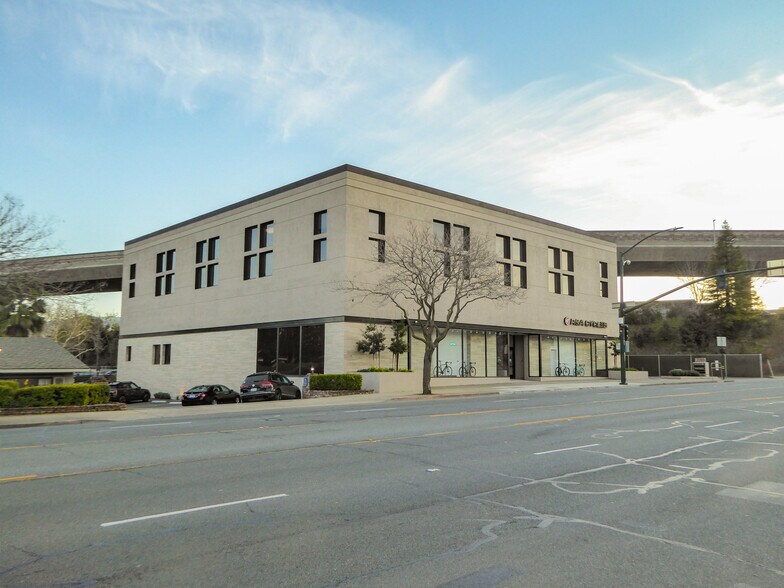 More Photos Of 2099 Mount Diablo Blvd, Walnut Creek Office For Lease