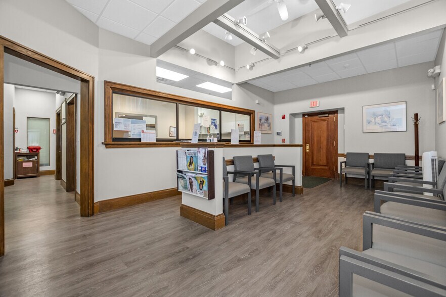 More Photos Of 92 High St, Medford Office For Lease