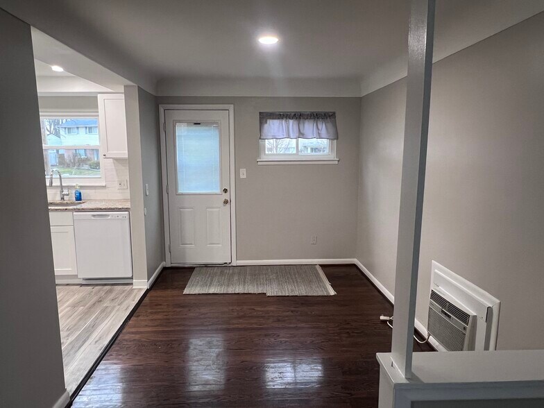 More Photos Of 20351 E 8 Mile Rd, Saint Clair Shores Multifamily For Sale